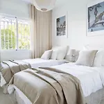 Apartman Beautiful 3-bedroom In Marbella